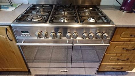 6 ring gas range cooker